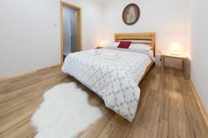 Postel nebo postele na pokoji v ubytování Studio Apartments Plitvice Lacus