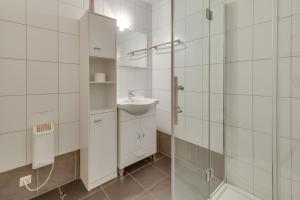 Et badeværelse på In Winterberg + 44 billeder