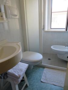 Bathroom sa Hotel Solidea
