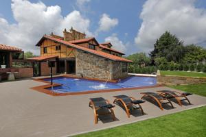 Bazén v ubytovaní Posada Spa San Marcos alebo v jeho blízkosti