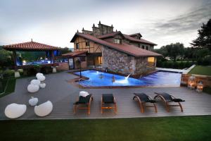 Bazén v ubytovaní Posada Spa San Marcos alebo v jeho blízkosti