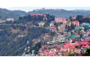 Tầm nhìn từ trên cao của Budget Friendly Rooms in Shimla