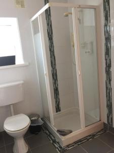 Ванна кімната в Padua Guest Accommodation Rosslare