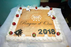 Sijil, anugerah, tanda atau dokumen lain yang dipamerkan di Hotel Ragno D'Oro