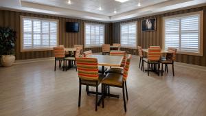 Posezení v ubytování Best Western Plus Rama Inn & Suites