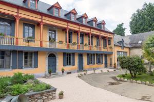 Gallery image of Le Relais in Bagnères-de-Bigorre