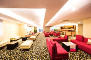 Prostor za sedenje u objektu Tara Hotel Yogyakarta