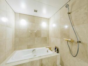 Koupelna v ubytování HOTEL MYSTAYS Sapporo Aspen