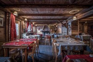 Restoran atau tempat lain untuk makan di Chalet Du Friolin