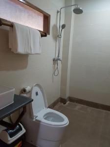 
A bathroom at Northern Breeze Hotel
