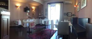 Posedenie v ubytovaní La Collegiata Guest House