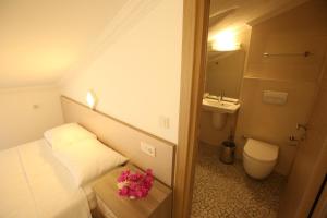 Koupelna v ubytování Aria Doria Otel