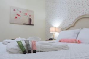 Un ou plusieurs lits dans un hébergement de l'établissement Elafonisos Resort