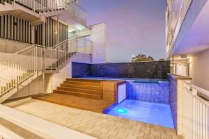 The swimming pool at or near Perth Apartment