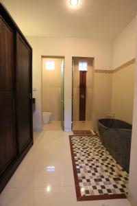 Ein Badezimmer in der Unterkunft Nyoman Villa Sanur