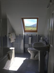 Koupelna v ubytování O'Connors Guesthouse