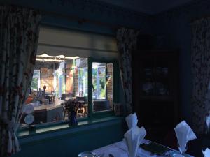 Posezení v ubytování O'Connors Guesthouse