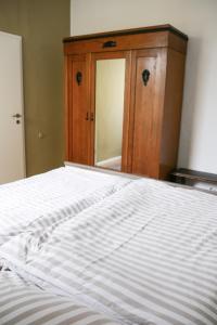 Postel nebo postele na pokoji v ubytování Landhof Liebsch, mit Pool und Sauna