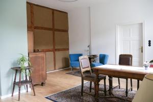 Posezení v ubytování Landhof Liebsch, mit Pool und Sauna