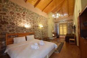 Posteľ alebo postele v izbe v ubytovaní Hotel Parnassos + 27 fotografií