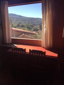 Üldine mäevaade või majutusasutusest Andoriña Hostal - Bed & Breakfast pildistatud vaade