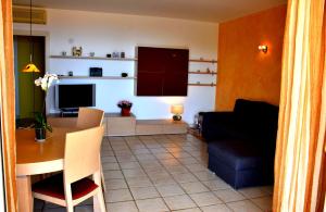 Køkken eller tekøkken på Taormina Sunny Apartment - Taormina Holidays + 5 billeder