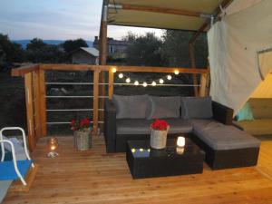 Posezení v ubytování Krk glamping village