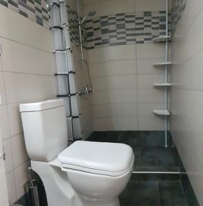 Gallery image of Soula's Sunshine Apartments in Néa Karváli +21 photos