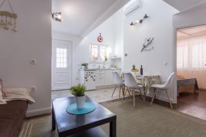 Fotografia z galérie ubytovania Studio Villa Ivka v destinácii Baška