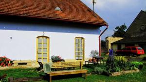 Zahrada ubytování Dvůr v Borovné
