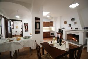 منطقة جلوس في Ghivine Albergo Diffuso