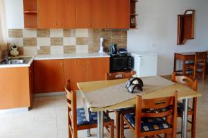 Photo de la galerie de l'établissement Sky-Line Apartments, à Afantou 114 autres photos