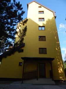 Gallery image of Apartmán LEMON in Vysoke Tatry - Tatranska Lomnica.