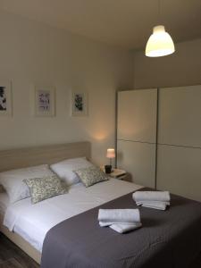 Postel nebo postele na pokoji v ubytování BDM apartment