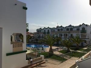Bazén v ubytování Apartamento Gaudia nebo v jeho okolí