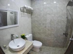 Koupelna v ubytování Dalat Memory Inn