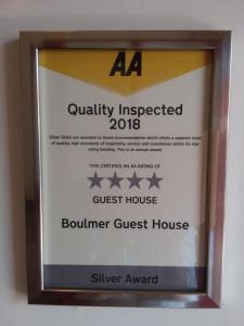 Certifikát, hodnocení, plakát nebo jiný dokument vystavený v ubytování Boulmer Guest House
