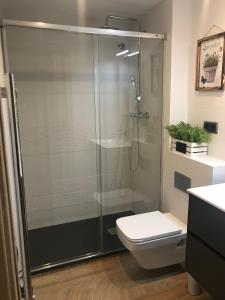 Kúpeľňa v ubytovaní Apartament Neret II