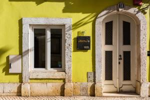 Foto dalla galleria di Alfama - Lisbon Lounge Suites a Lisbona