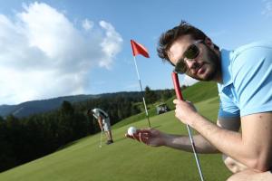 Golf pri hoteli alebo okolí