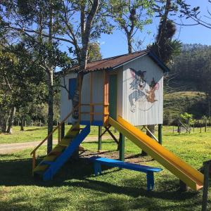 Children's play area sa Pousada Costão da Serra