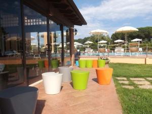 Бассейн в Hotel Ristorante Al Canto delle Sirene или поблизости