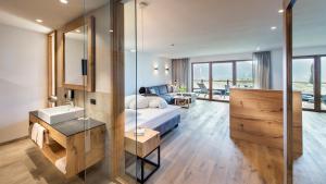 Posteľ alebo postele v izbe v ubytovaní Hotel Garni Nachtigall