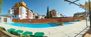 The swimming pool at or close to Pueblo Blanco