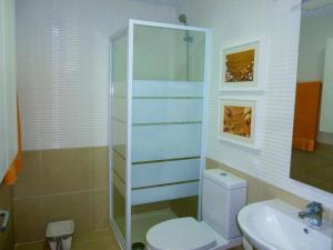 Koupelna v ubytování Apartamento con piscina