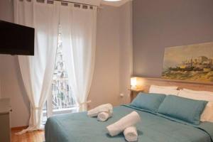 Μια τηλεόραση ή/και κέντρο ψυχαγωγίας στο Modern Central Apartment