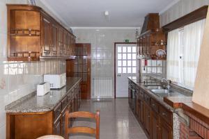 Kuchyň nebo kuchyňský kout v ubytování Casa de Vilarinho + 37 fotografií