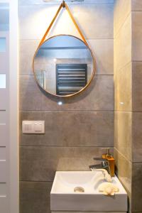 Kúpeľňa v ubytovaní BERG Apartament BLUE GDANSK