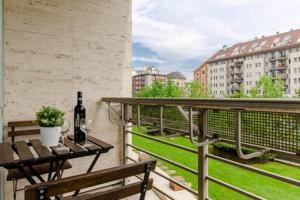 Balkón nebo terasa v ubytování Flat at the Danube with wellness