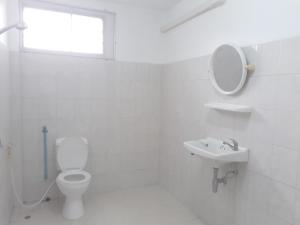 Koupelna v ubytování Mae Rampung Beach House คาราโอเกะและสระเด็ก